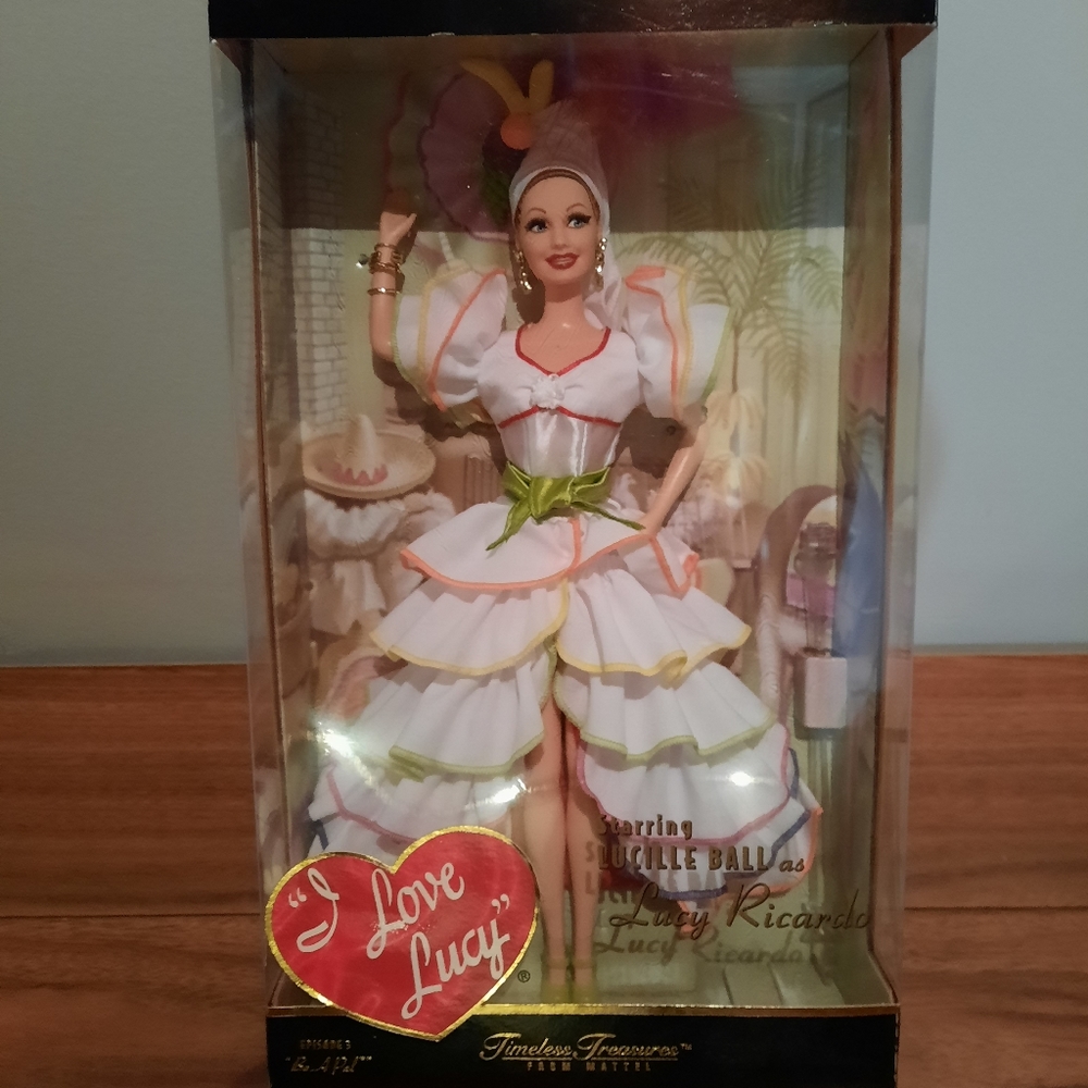 I LOVE LUCY BARBIE